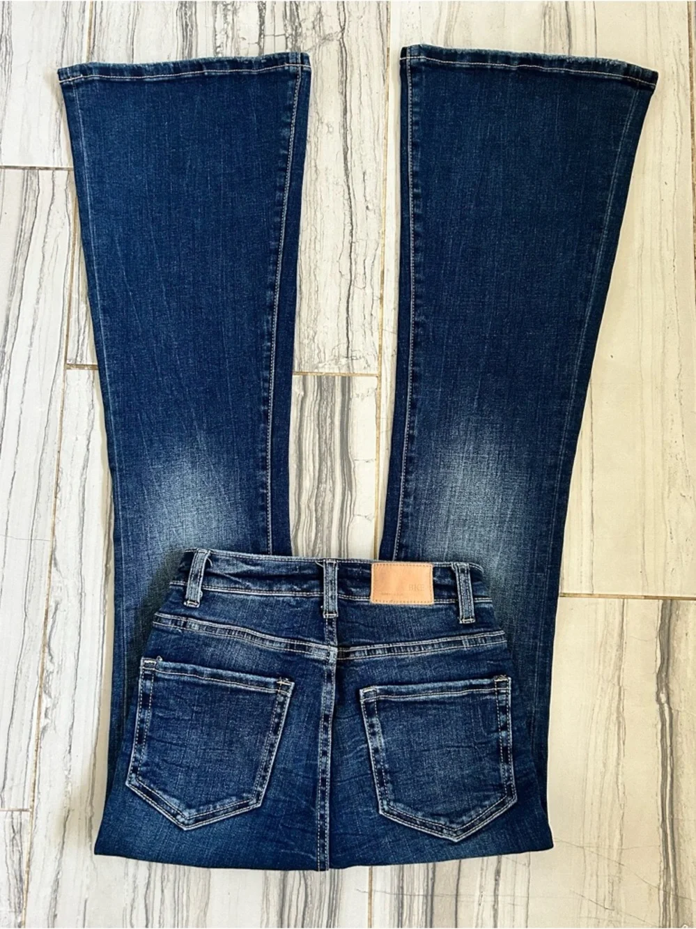 Like New BKE Billie High Rise Stretch Flare Jeans - Picture 7 of 16